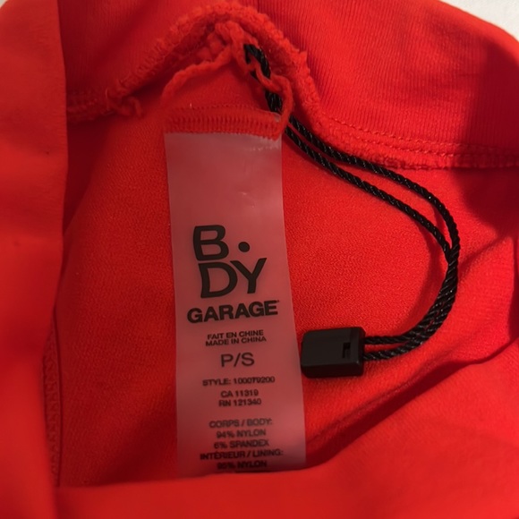 Garage Bold Asymmetrical B.DY Tank - Picture 5 of 6